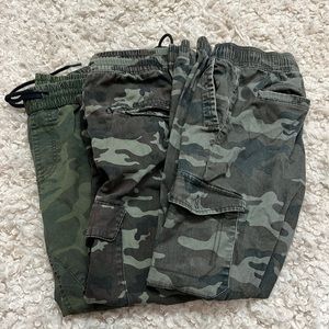 Lot of men’s 3 x men’s small cargo pants